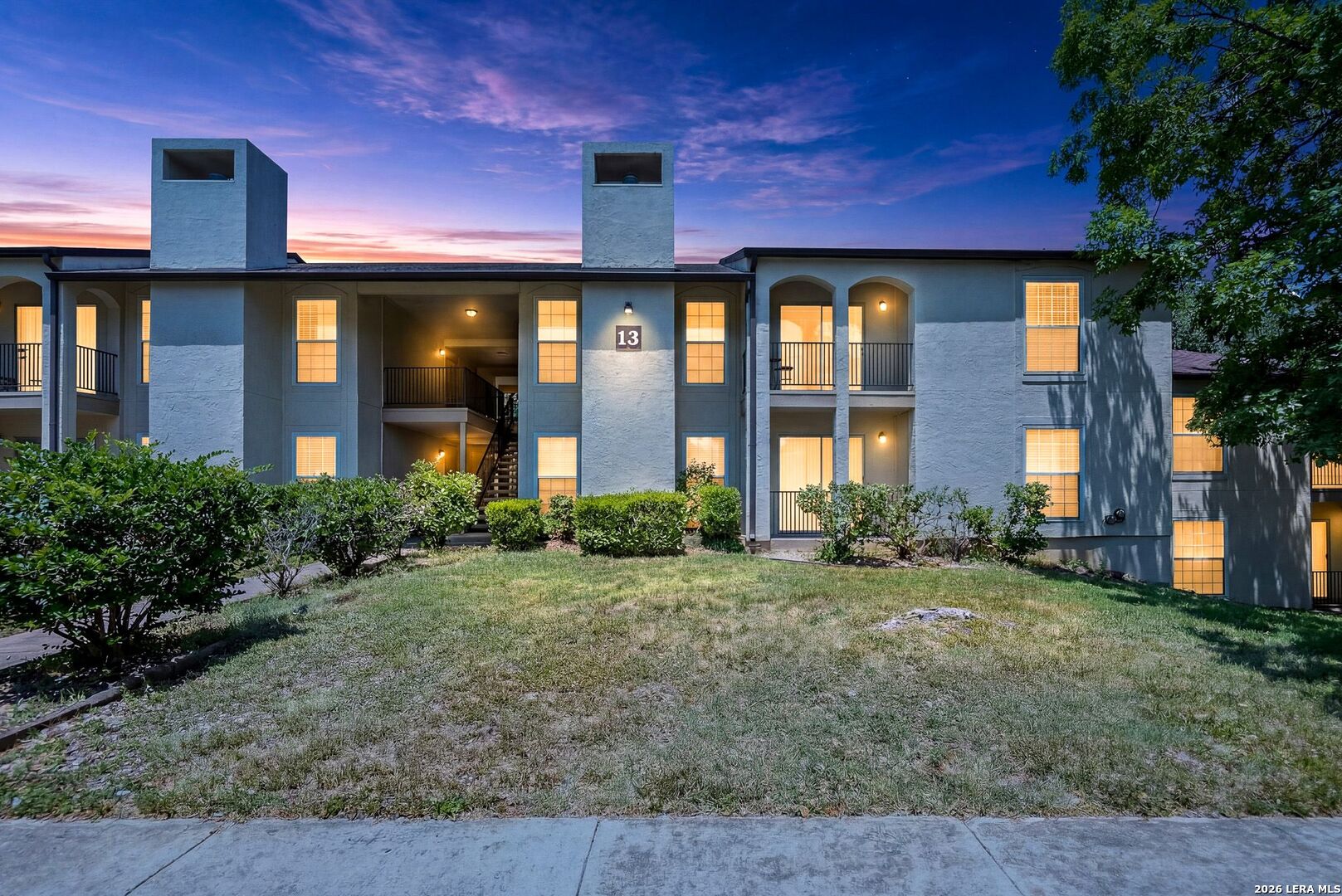 8702 Village Dr, San Antonio, TX 78217 — photo 1