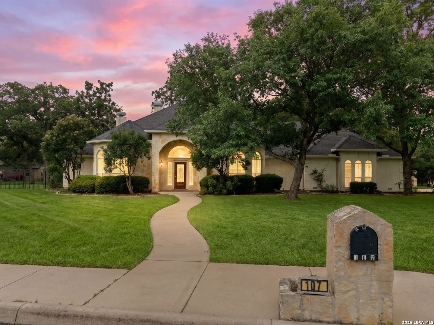 107 KITTY KAT LN, Boerne, TX 78006 — photo 1