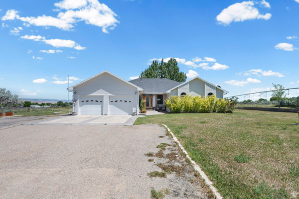 1843 W 1500 S, Vernal, UT 84078 — photo 1