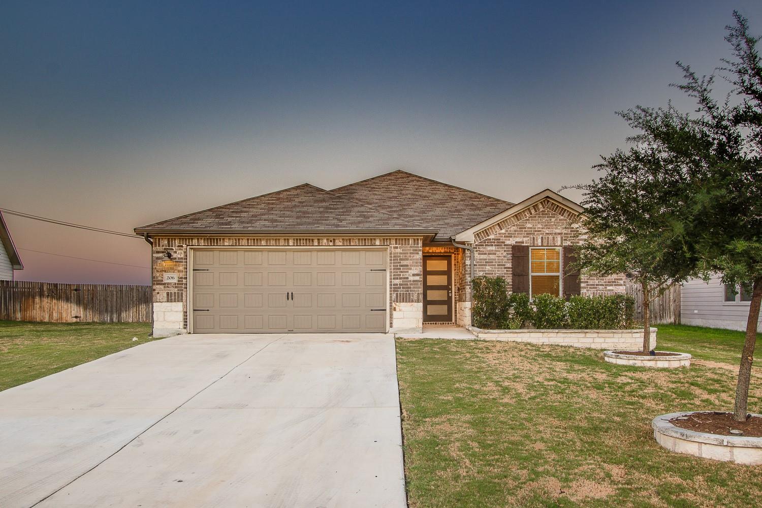 206  Santo Spirit Rd, Hutto, TX 78634 — photo 1