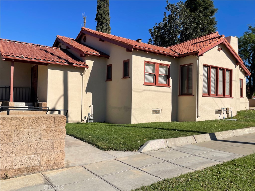 9345 Magnolia Ave, Riverside, CA 92503 — photo 1