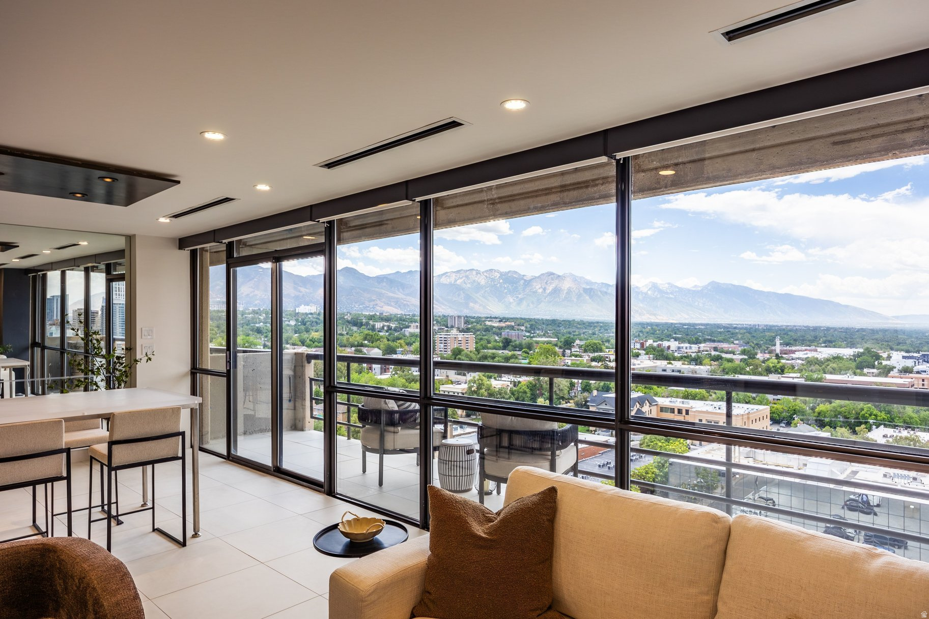 560 E SOUTH TEMPLE #1001, Salt Lake City, UT 84102 — photo 1