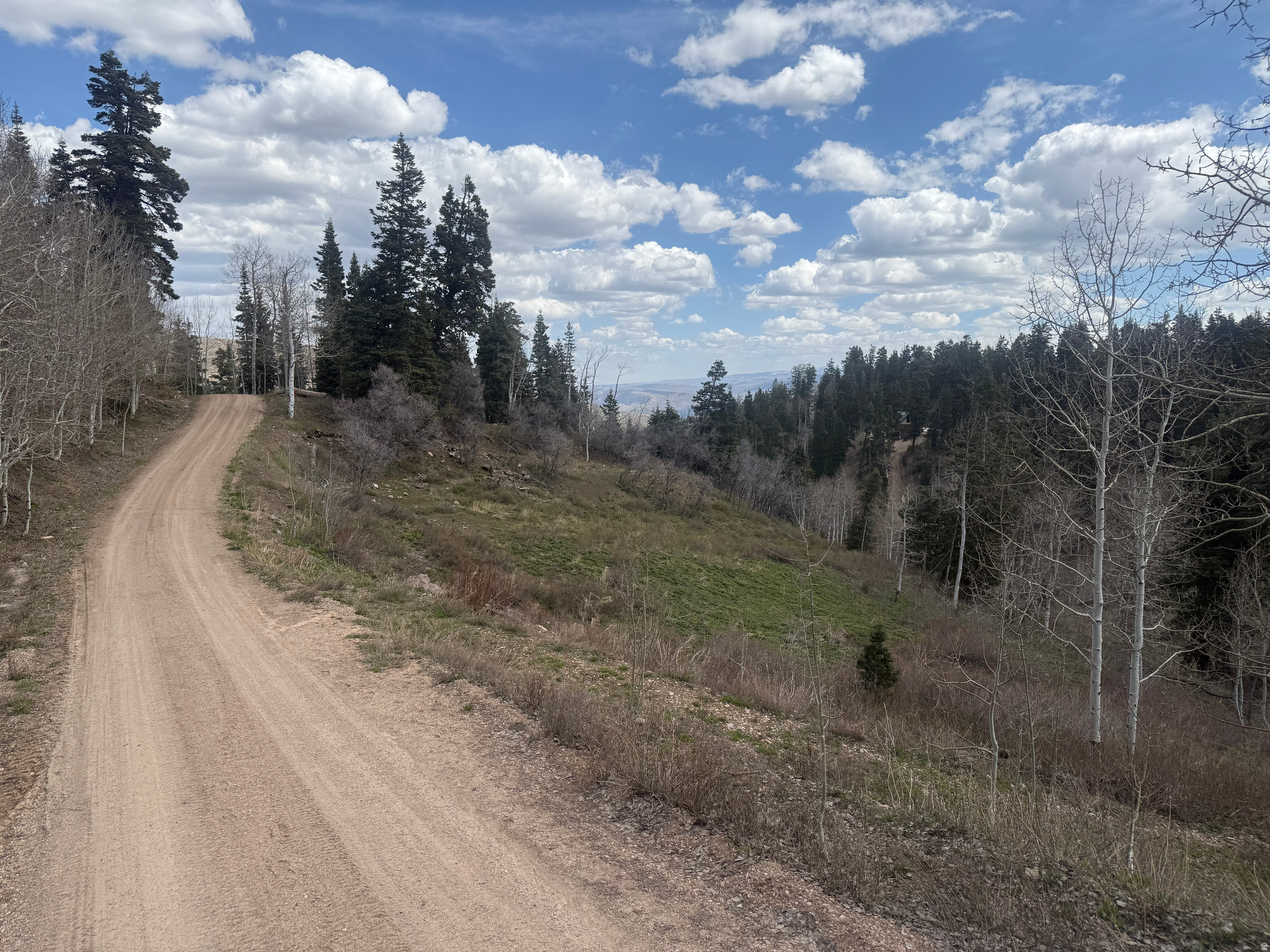 2211  PINE LOOP RD, Coalville, UT 84017 — photo 1