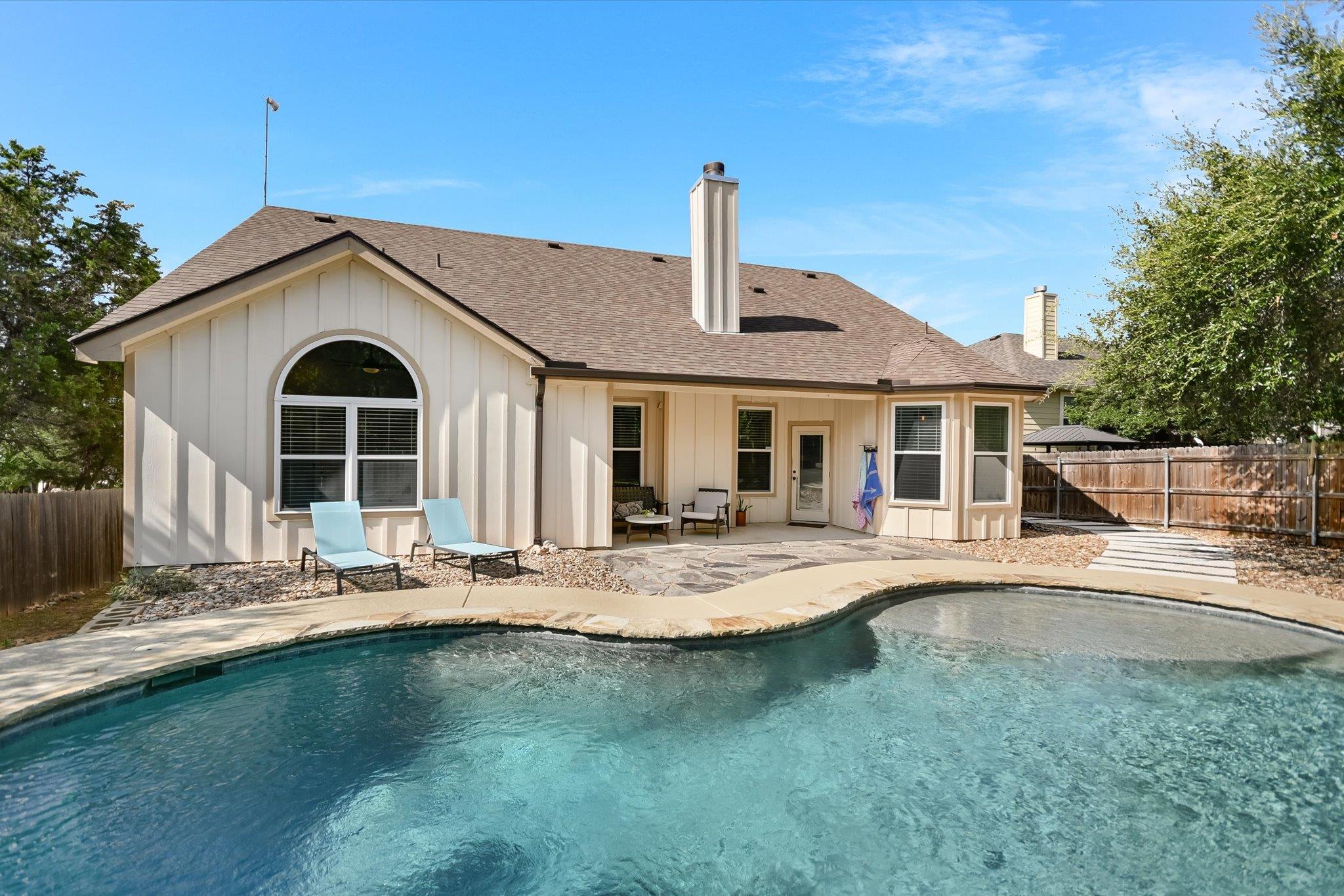 7 Redwood, Wimberley, TX 78676 — photo 1