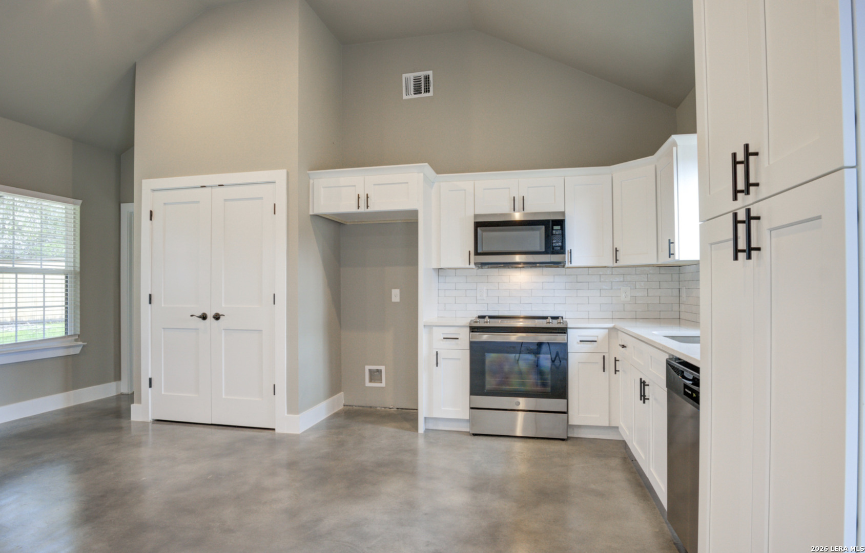 30652 OAKVIEW RD, ,  78163 — photo 1