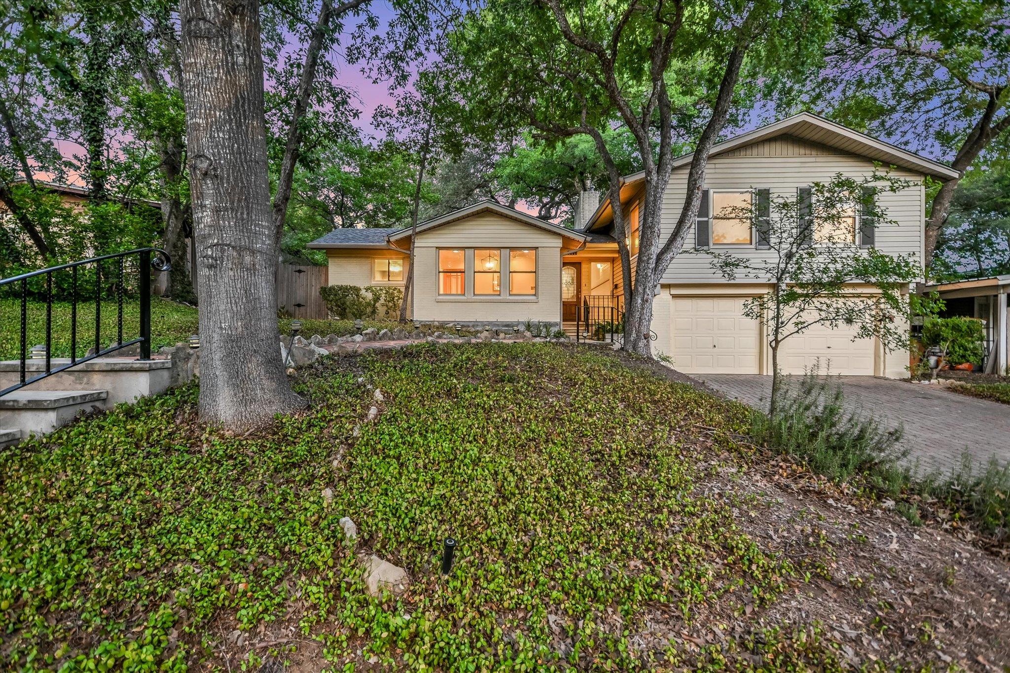 1113 BLUEBONNET, Austin, TX 78704 — photo 1