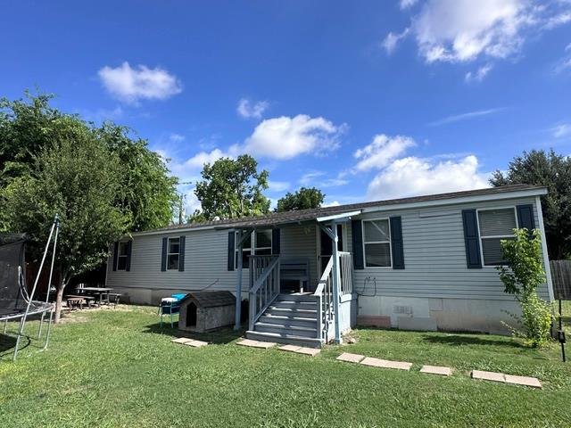 106 Ramirez, Kyle, TX 78640 — photo 1