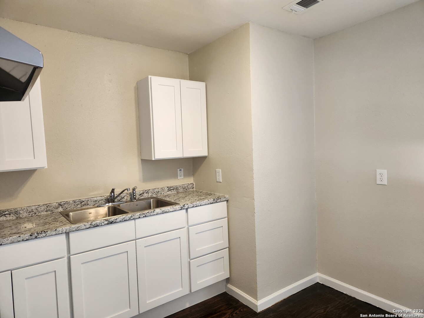 549 Harlan, ,  78214 — photo 1