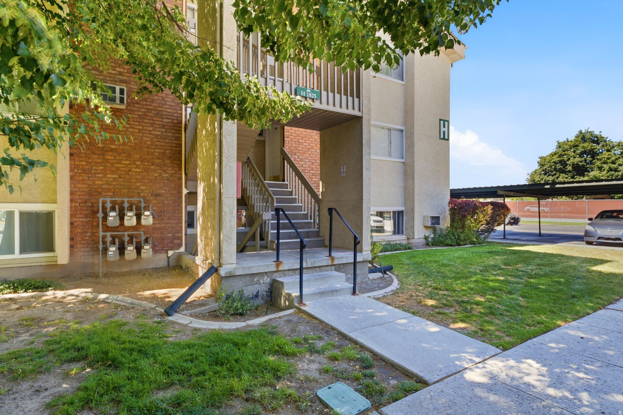 1825 W 7600 S #H103, West Jordan, UT 84084 — photo 1