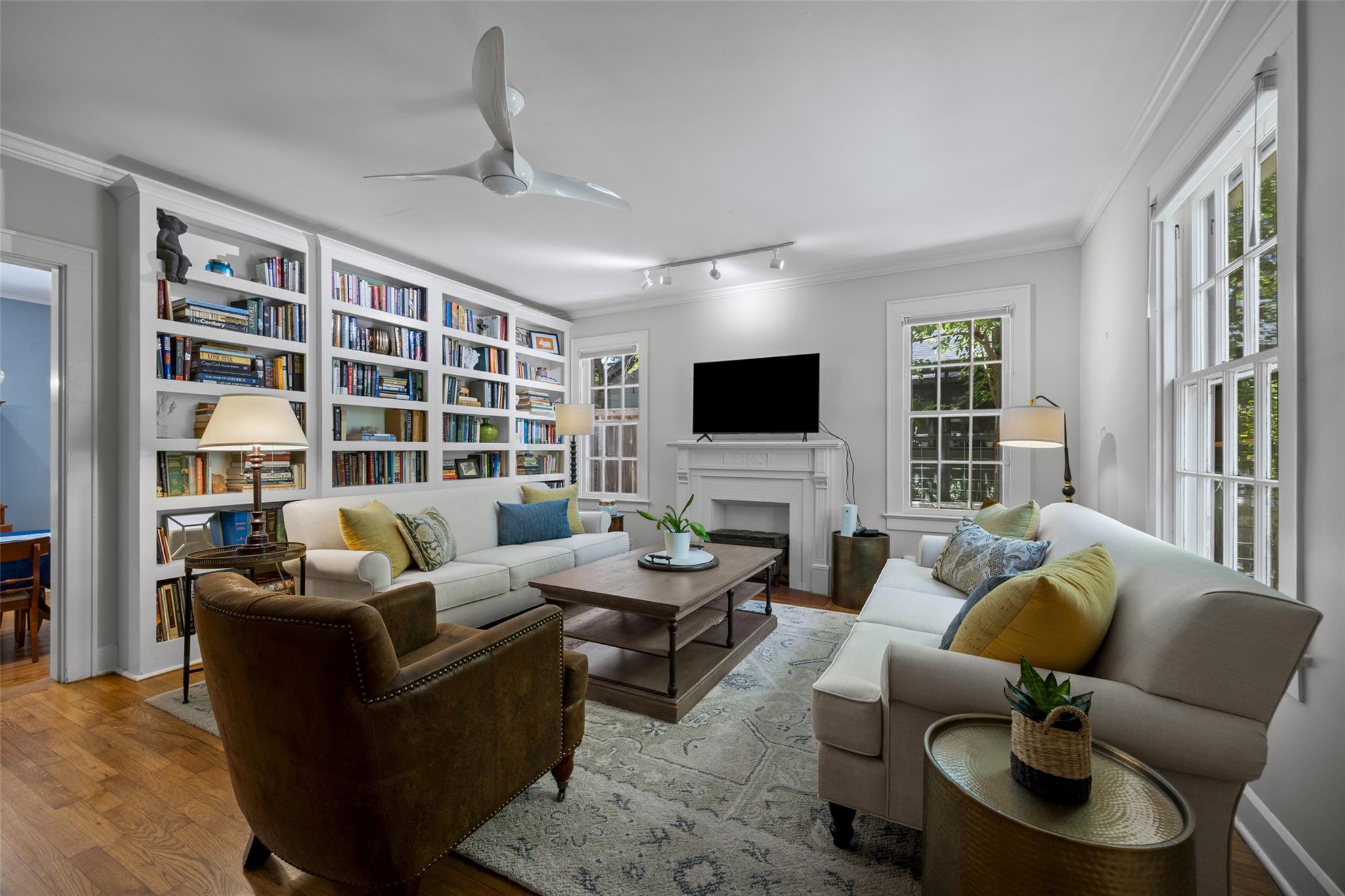 4408 Barrow, Austin, TX 78751 — photo 1