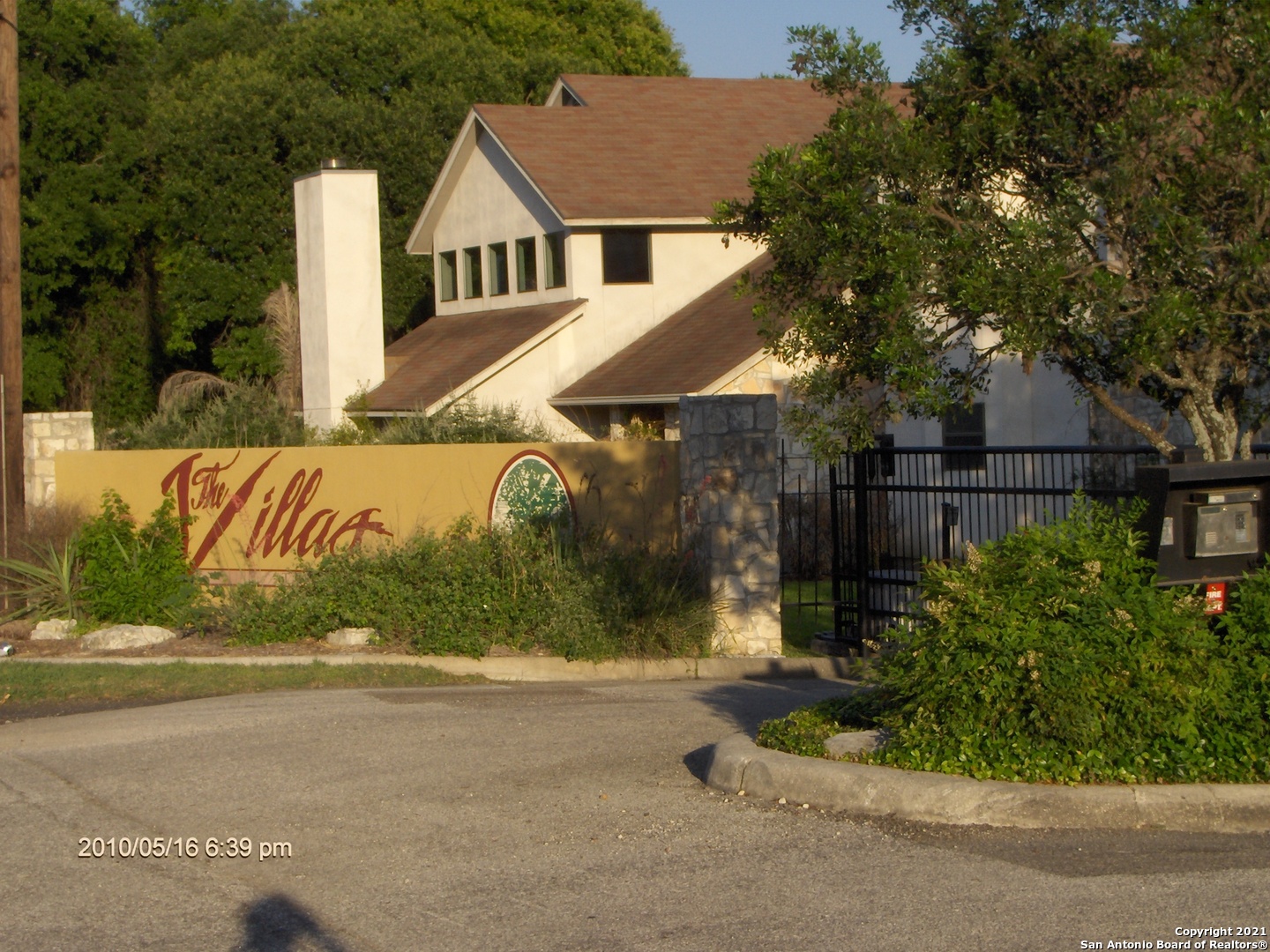 601 THETFORD, San Antonio, TX 78254 — photo 1