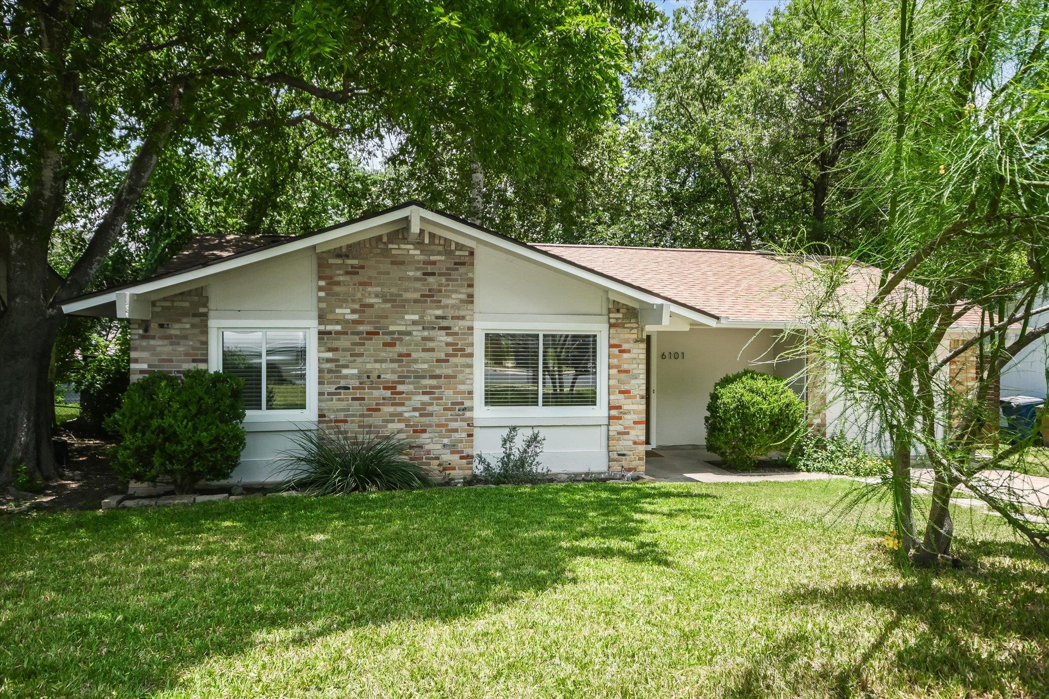 6101 IDLEWOOD, Austin, TX 78745 — photo 1