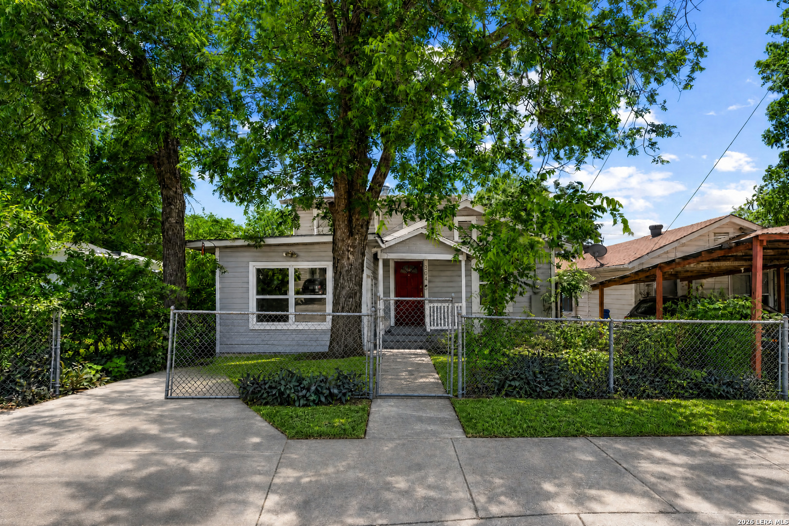 304 Andrews, San Antonio, TX 78209 — photo 1