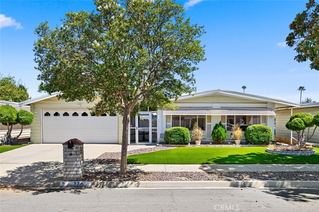 2746 Manzanita, Hemet, CA 92545 — photo 1