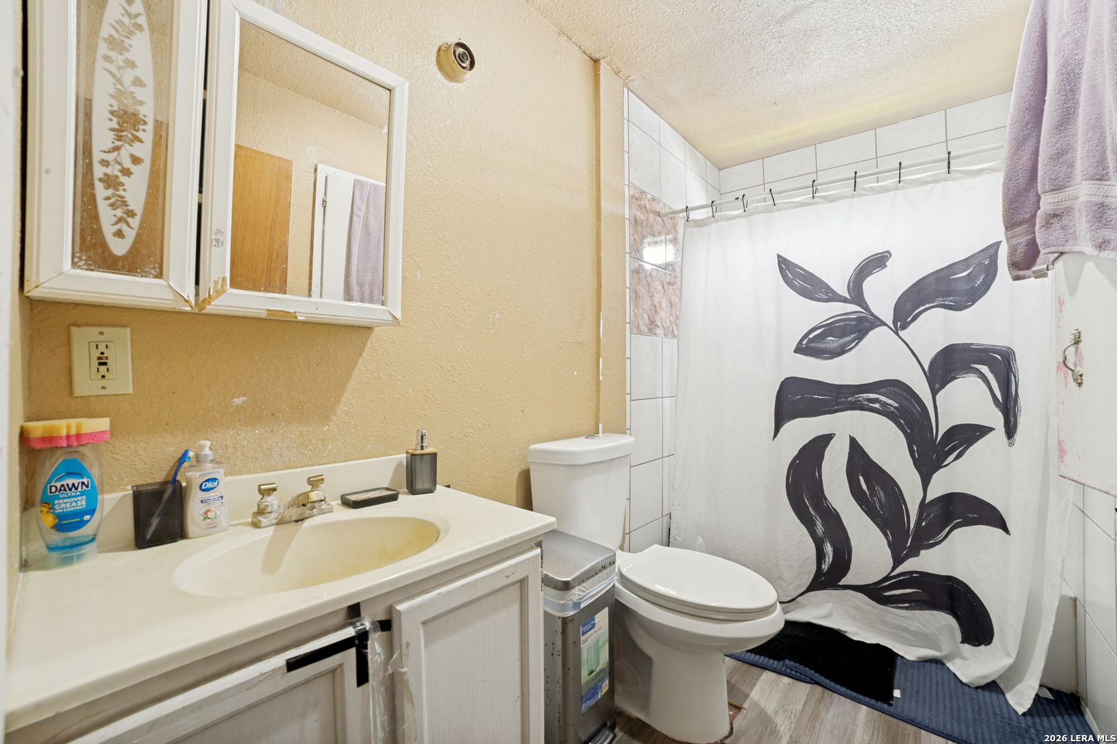 1915 DELFINO ST, ,  78237 — photo 1