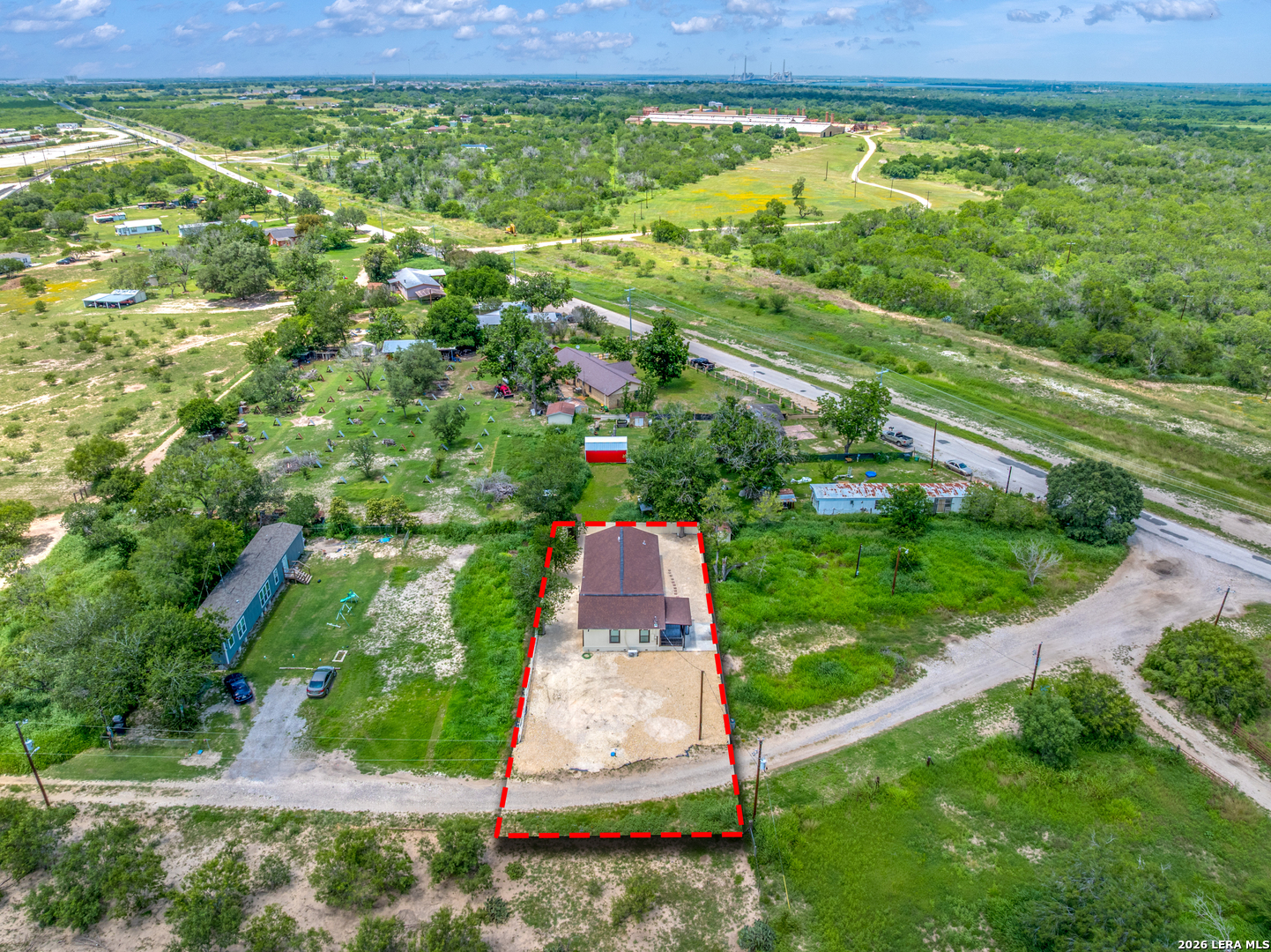 8701 County Road 128, Floresville, TX 78114 — photo 1