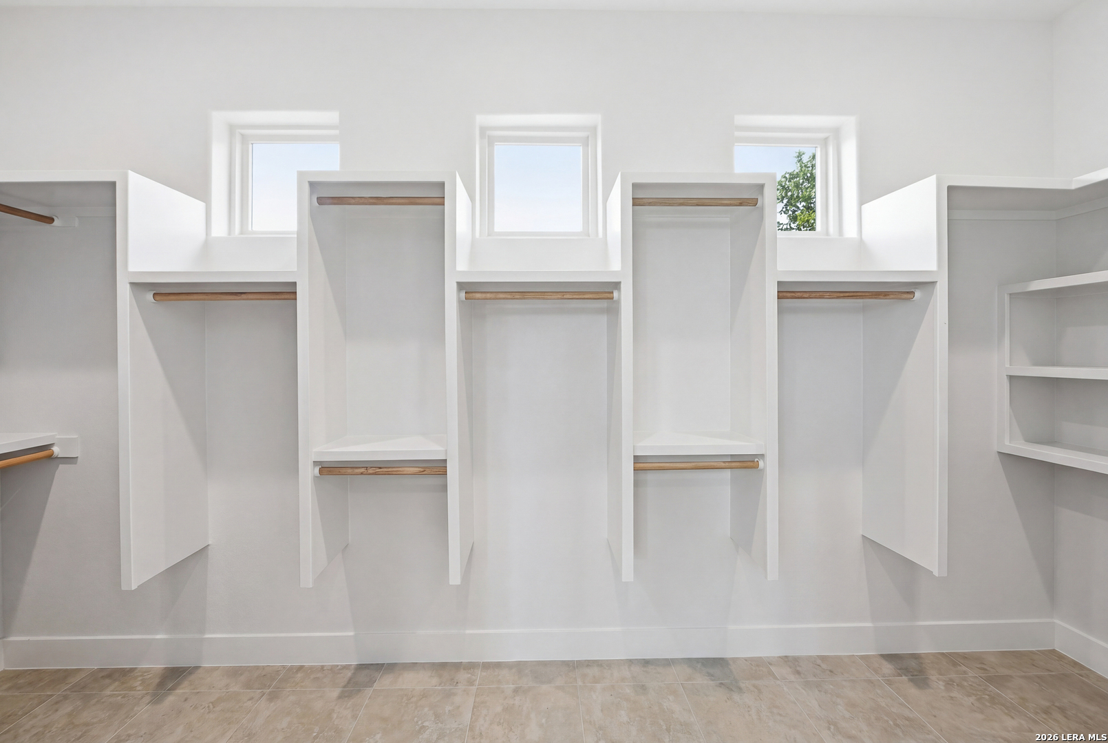 103 William Tobin, , 78606 — photo 1