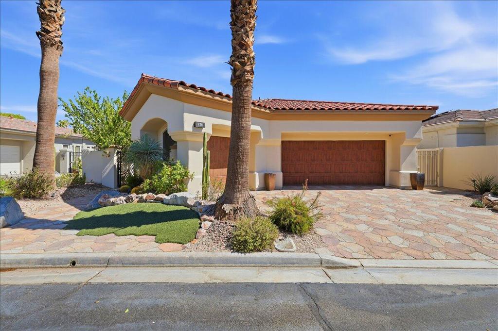 370 Gold Canyon Drive, Palm Desert, CA 92211 — photo 1