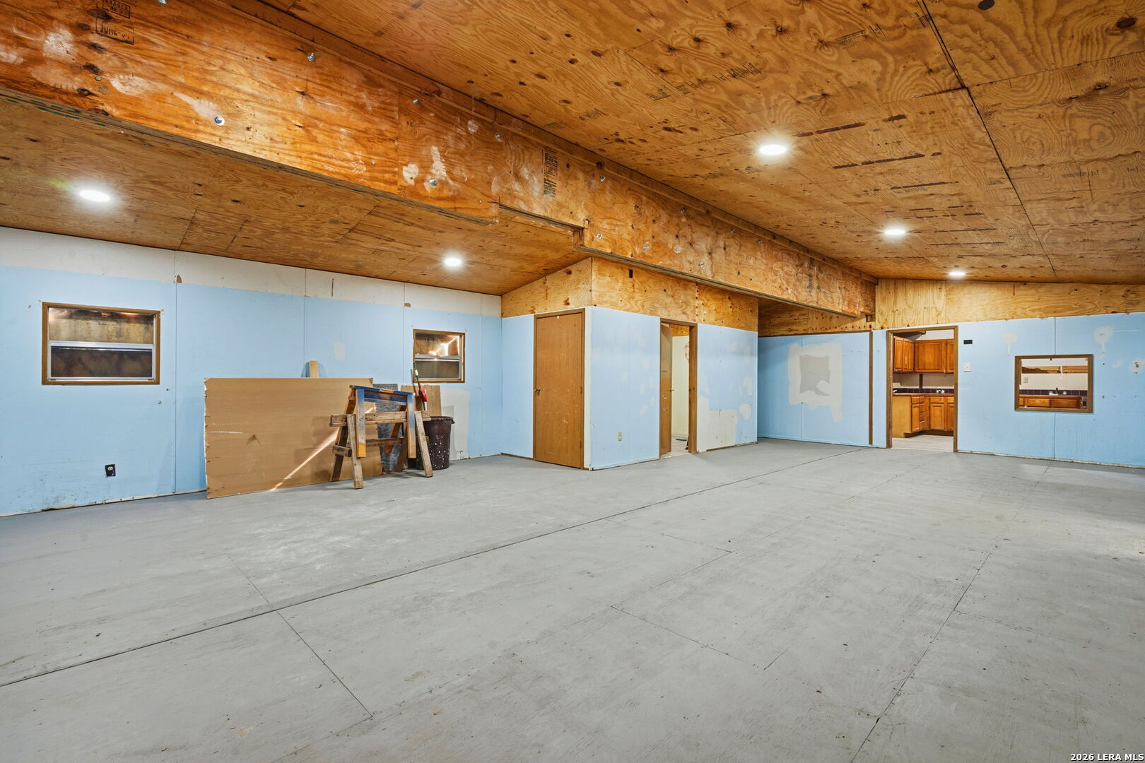 673 School, , 78065 — photo 1