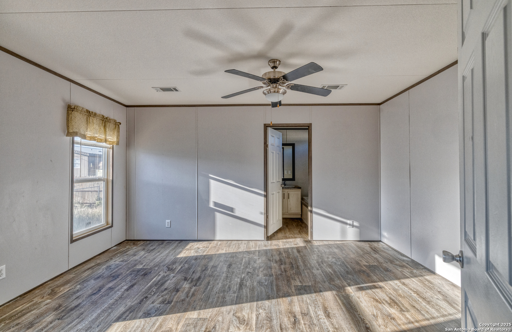 138 Senisa Drive, ,  78801 — photo 1