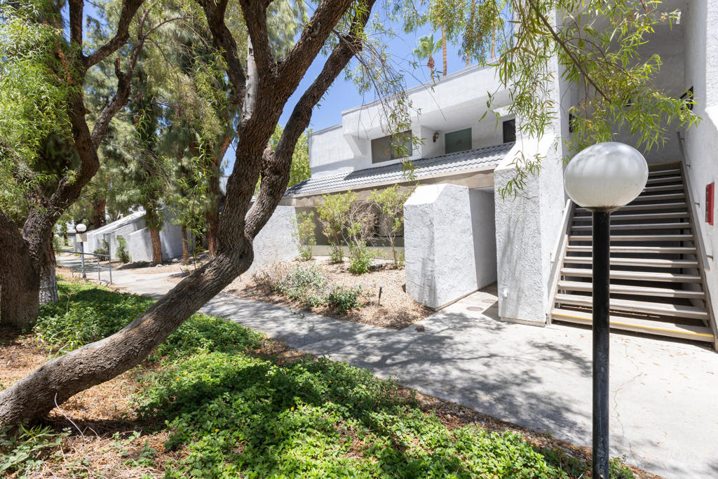 5301 E Waverly Drive 222, Palm Springs, CA 92264 — photo 1
