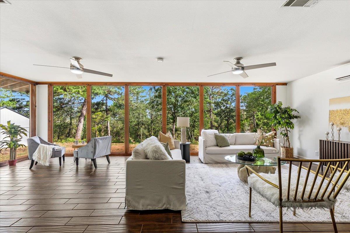 28 Lost Pines, Bastrop, TX 78602 — photo 1
