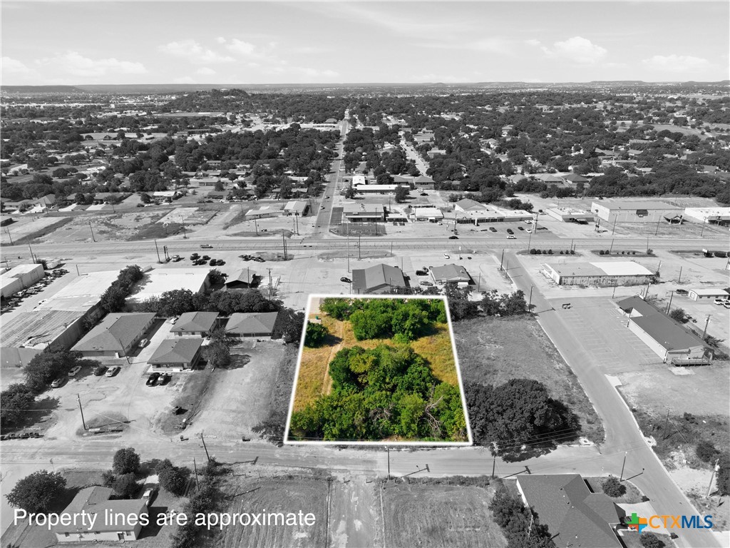 307 W Valley Road, Harker Heights, TX 76548 — photo 1