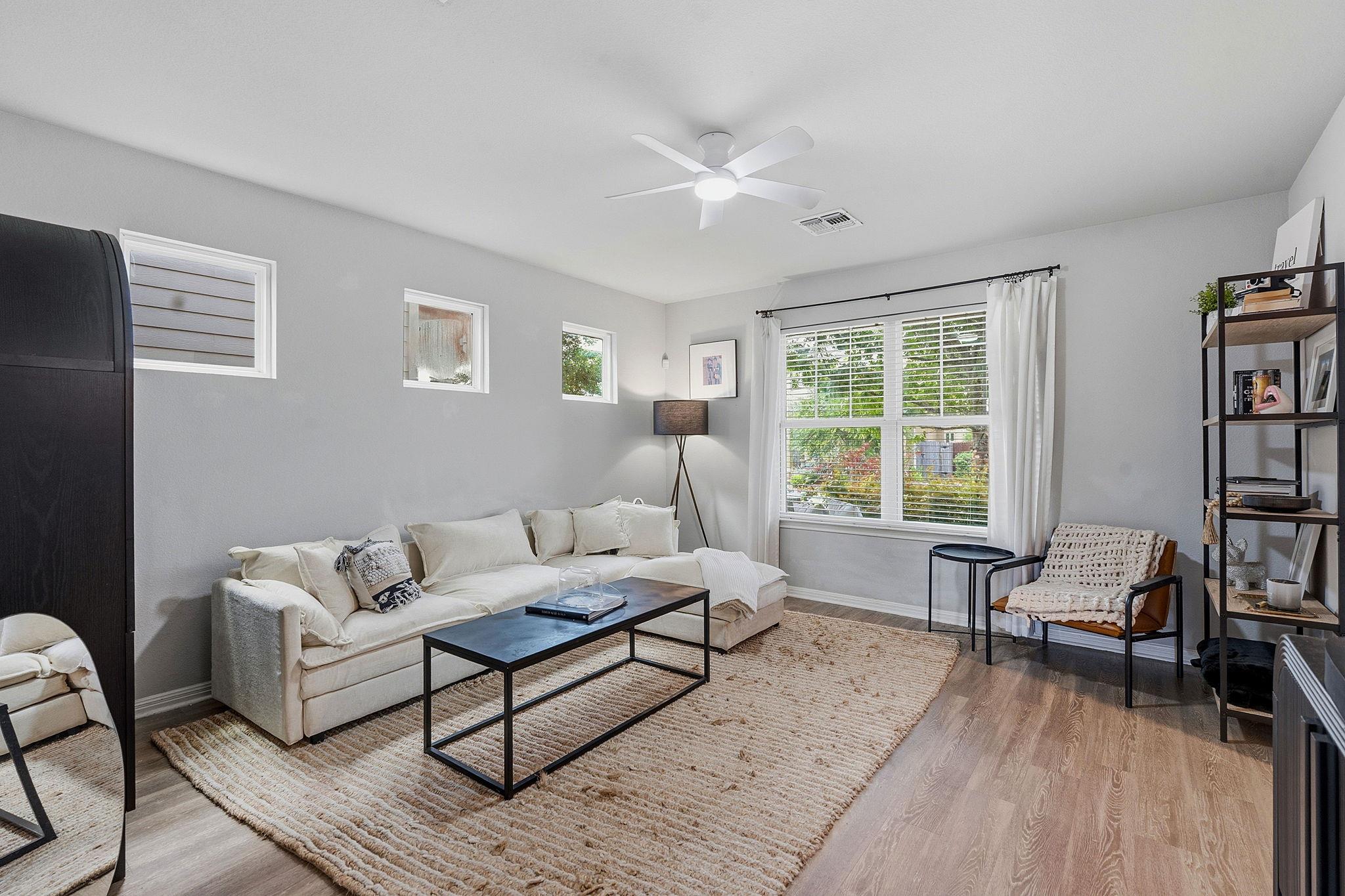 162 Friendship Oak, San Marcos, TX 78666 — photo 1