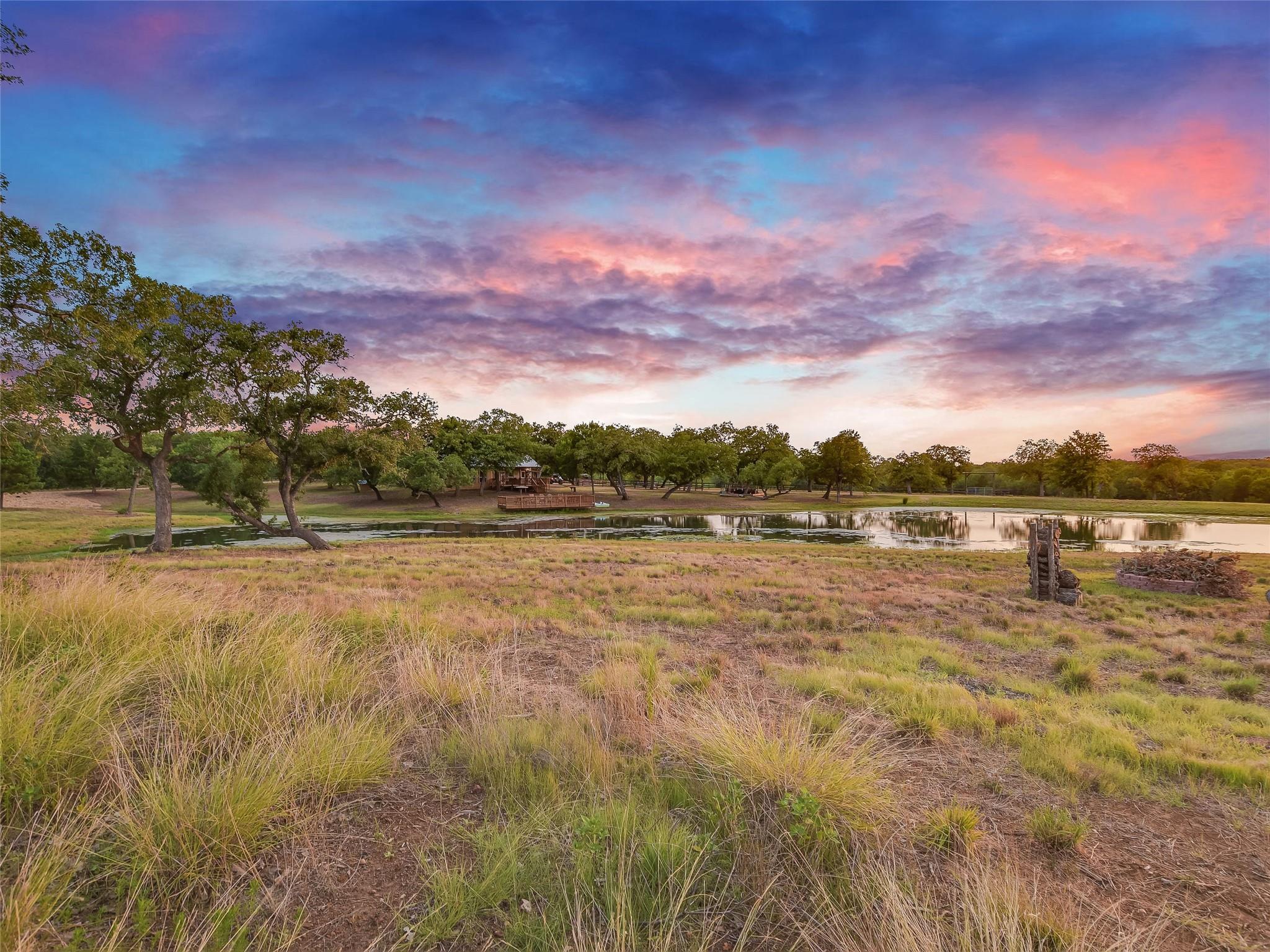 762 Karisch, Giddings, TX 78942 — photo 1