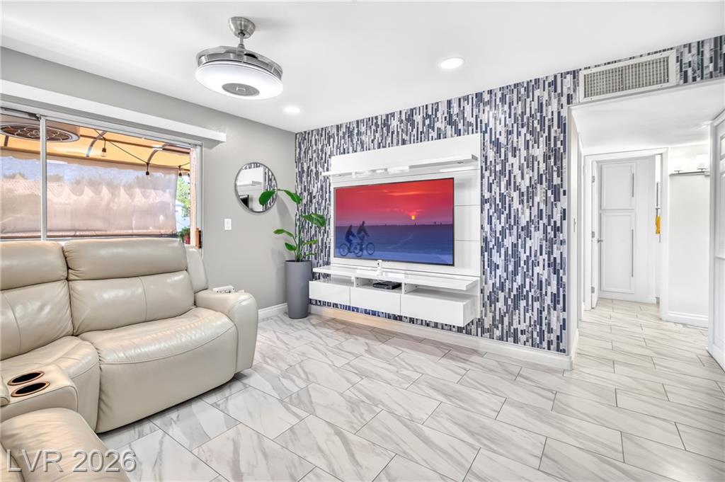 3078 Tarpon Drive 203, Las Vegas, NV 89120 — photo 1