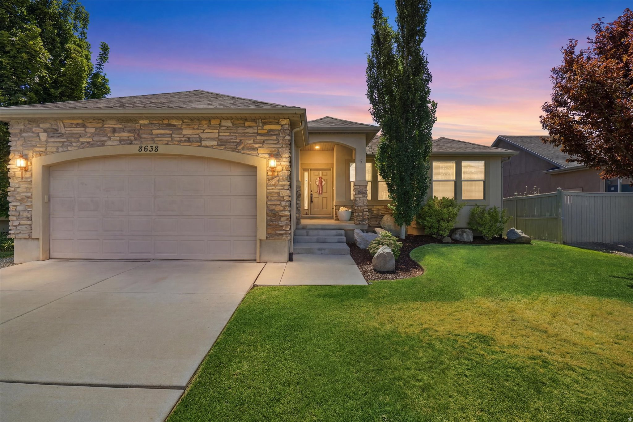 8638 N JEFFERSON DR, Eagle Mountain, UT 84005 — photo 1