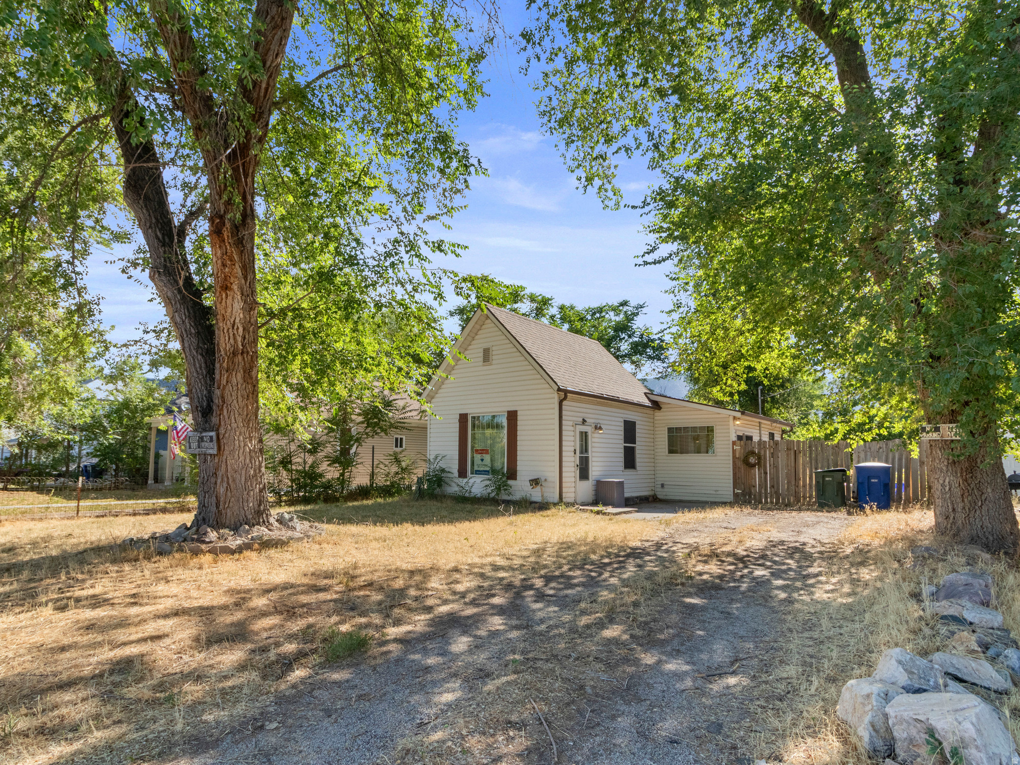 3296 OGDEN AVE, Ogden, UT 84401 — photo 1