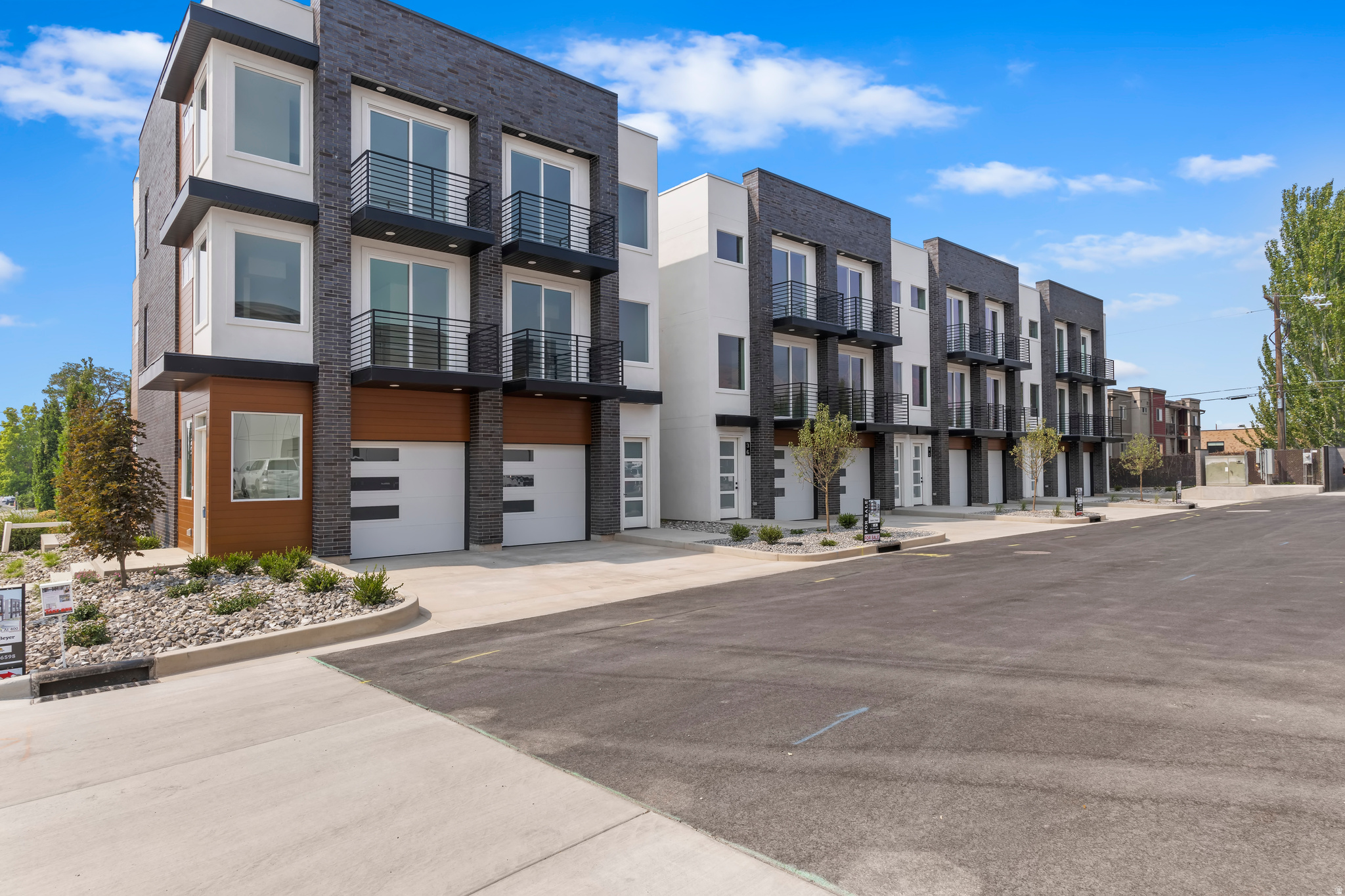 32 W 400 S, Bountiful, UT 84010 — photo 1