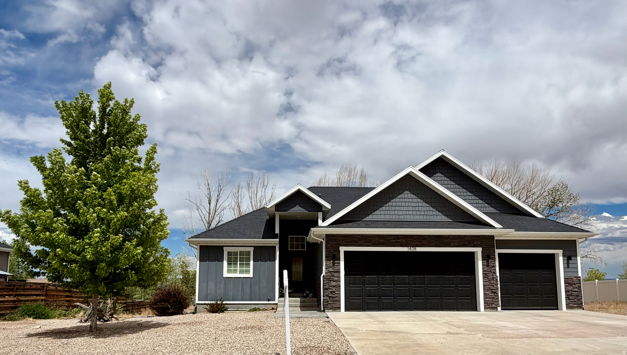 1428 N 4075 W, Vernal, UT 84078 — photo 1