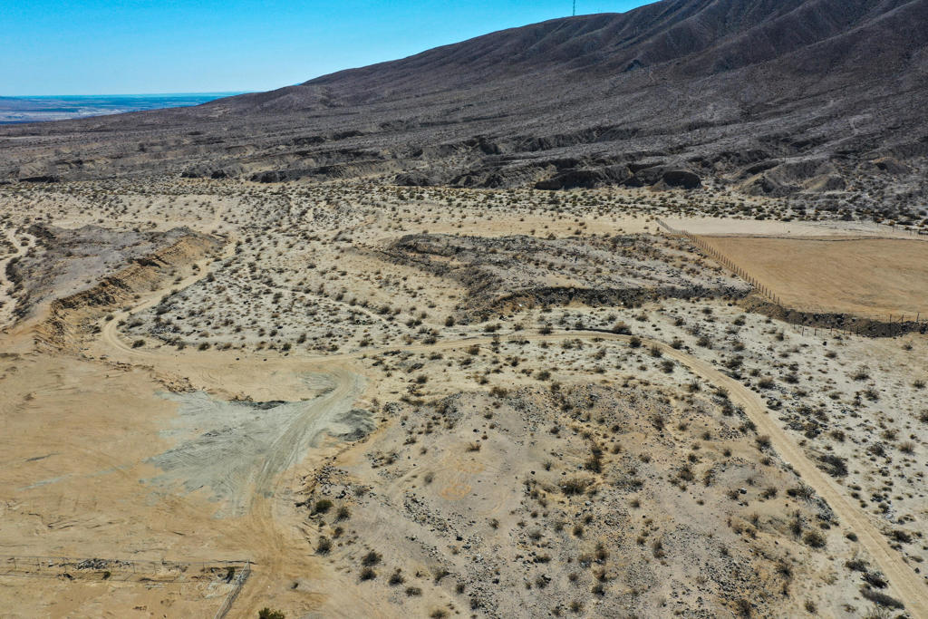 1 32nd Avenue, Desert Hot Springs, CA 92241 — photo 1