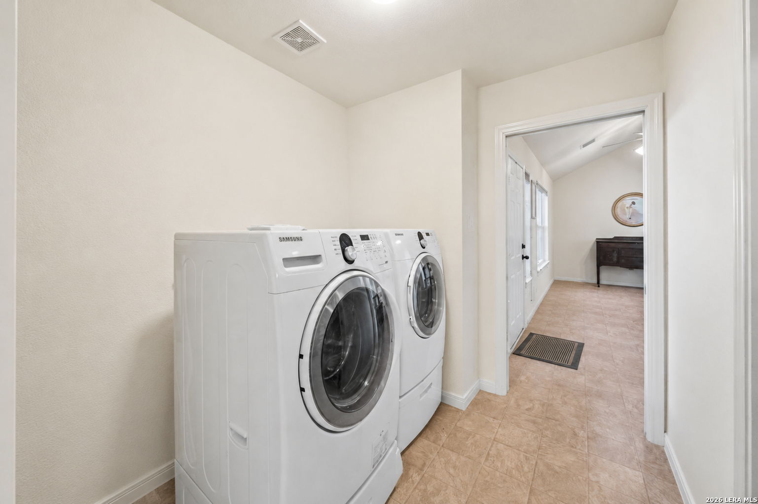 327 Lakeridge Loop, ,  78063 — photo 1