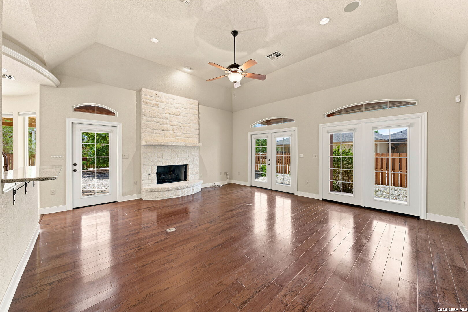 1894 Summit Top Dr, ,  78028 — photo 1