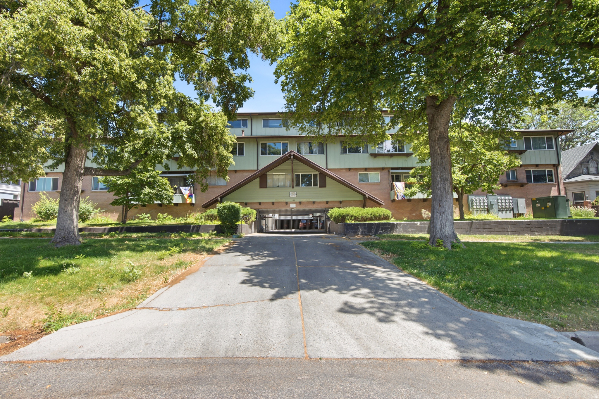 131 S 1000 E #12, Salt Lake City, UT 84102 — photo 1