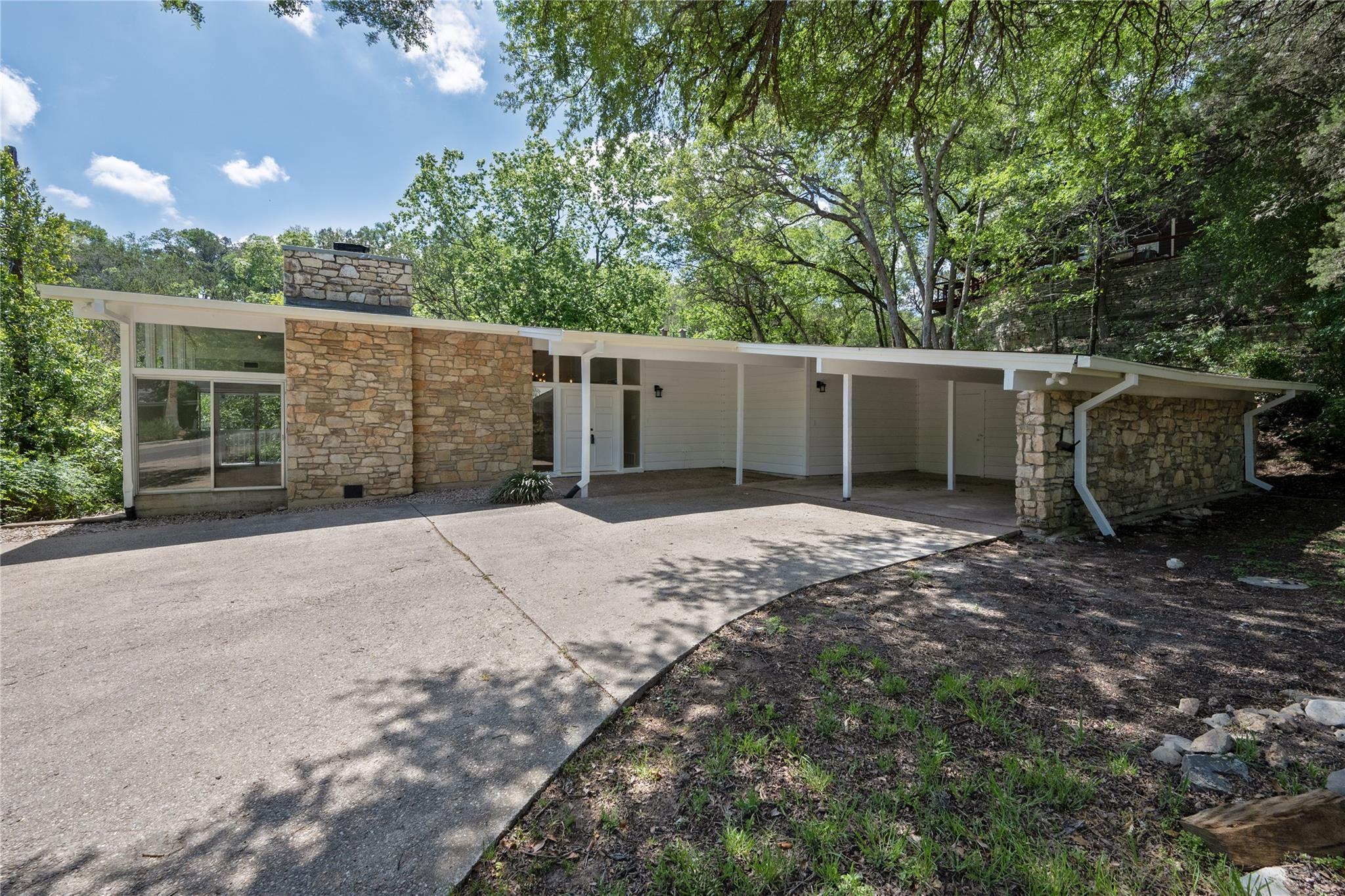 7 Hull Circle, Austin, TX 78746 — photo 1
