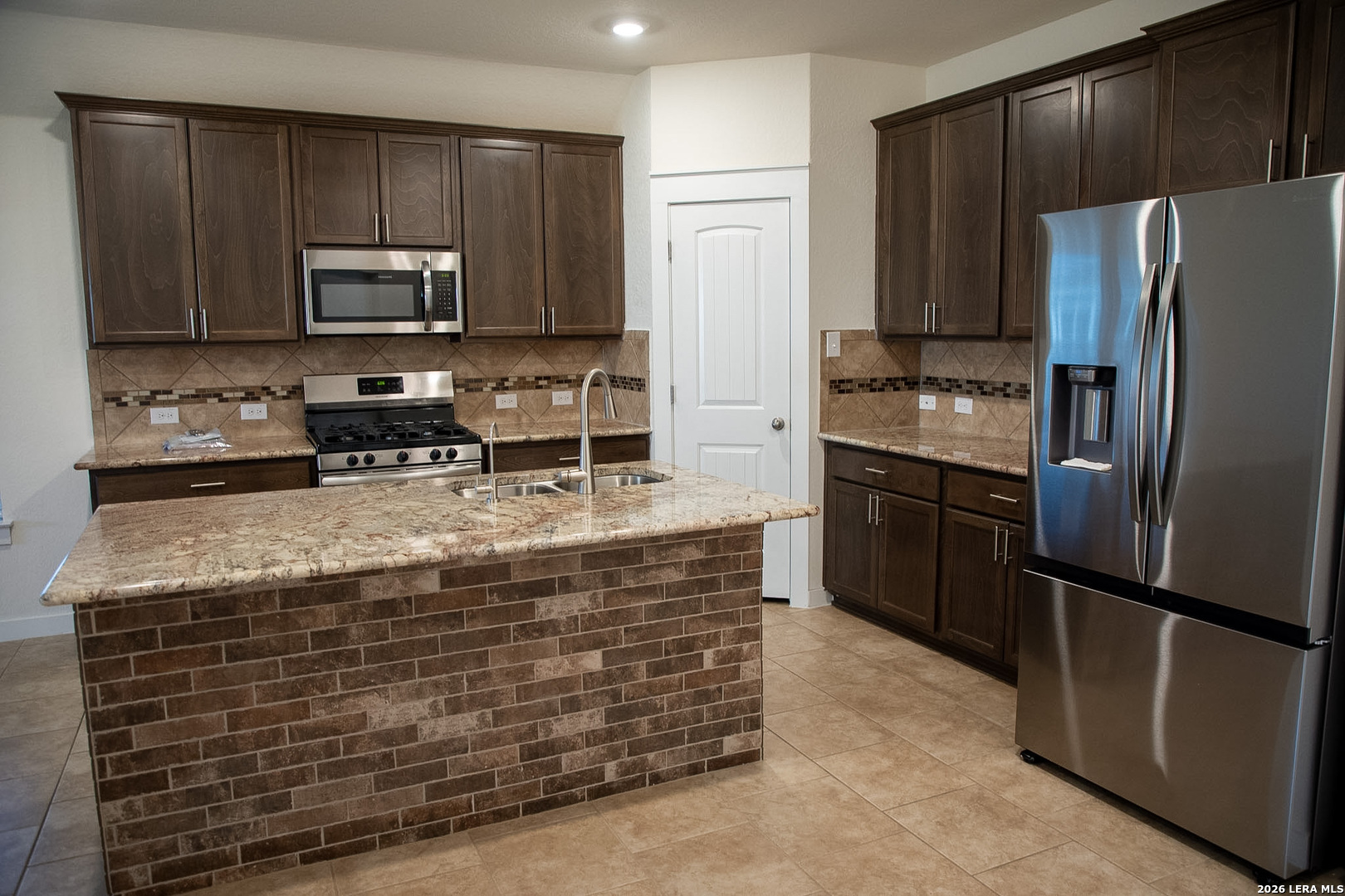 517 Candor Stone, ,  78108 — photo 1