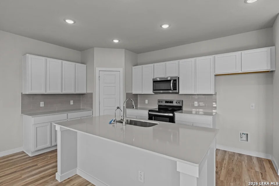 12411 Spike Heights, , 78245 — photo 1