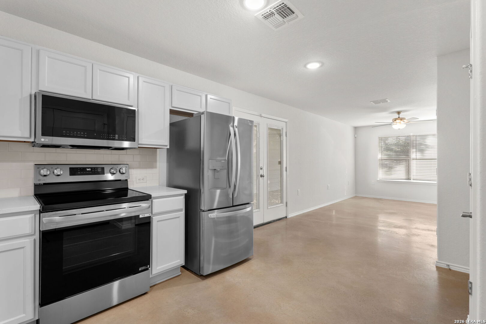 631 Carolina, , 78210 — photo 1