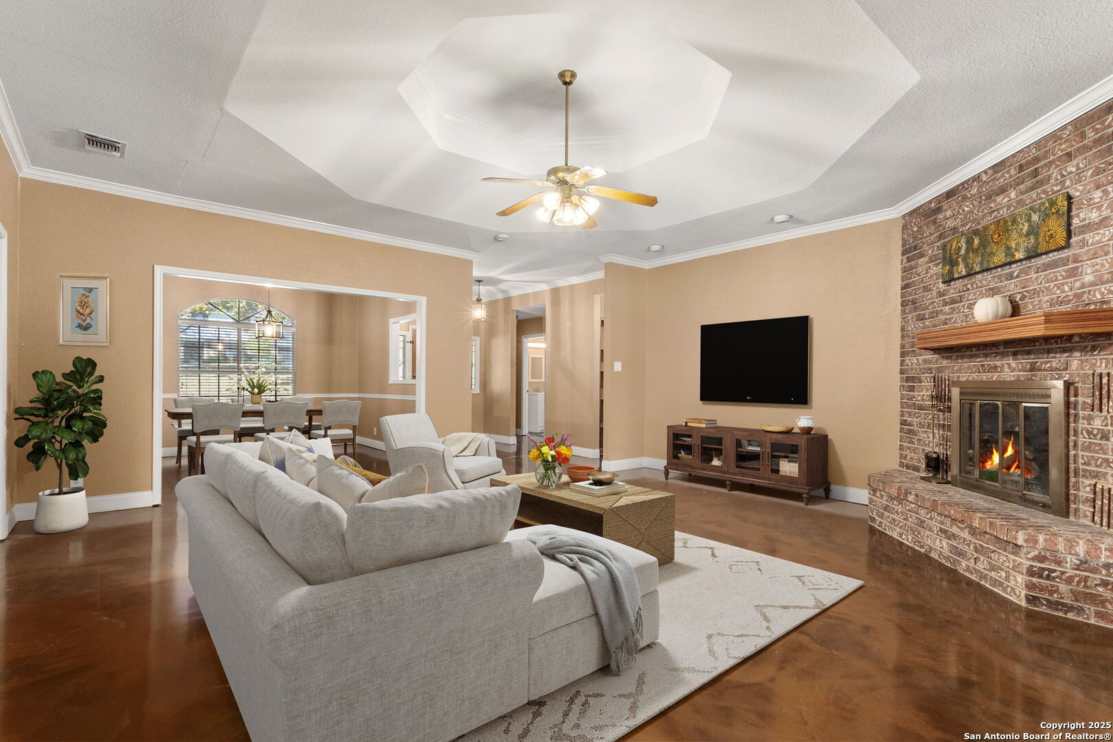 313 Ridge Crest, ,  78155 — photo 1