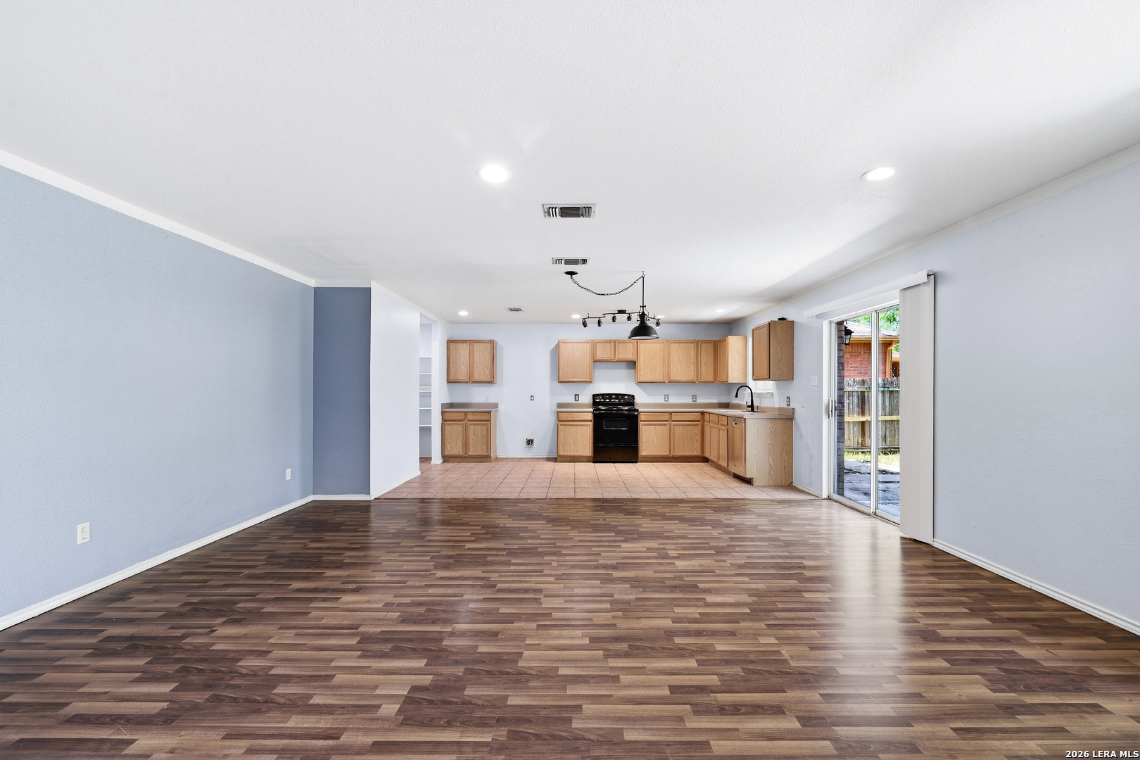 8515 Shaenfield Pl, ,  78254 — photo 1