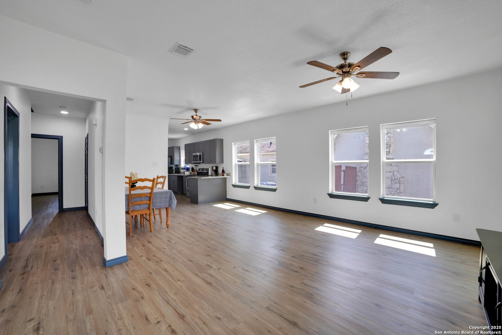 1410 Hicks avenue, ,  78210 — photo 1