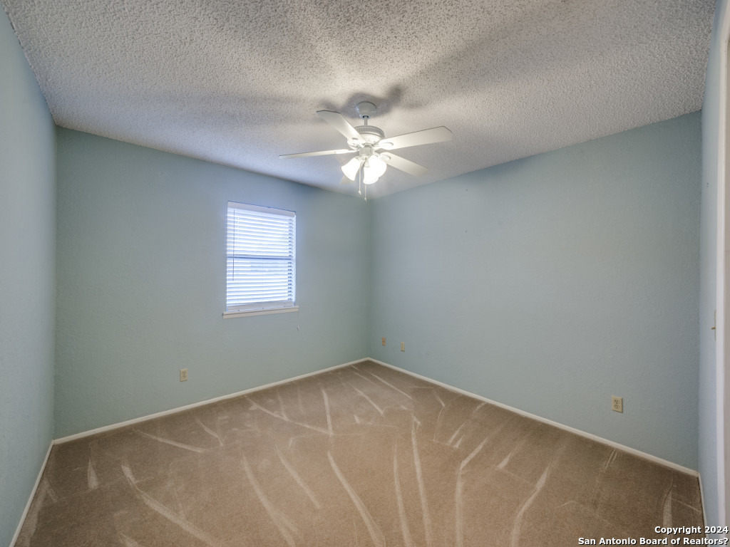 620 LAKE ISLAND DR, , 78133 — photo 1