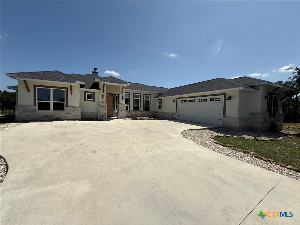 242 Flanders, Fischer, TX 78623 — photo 1