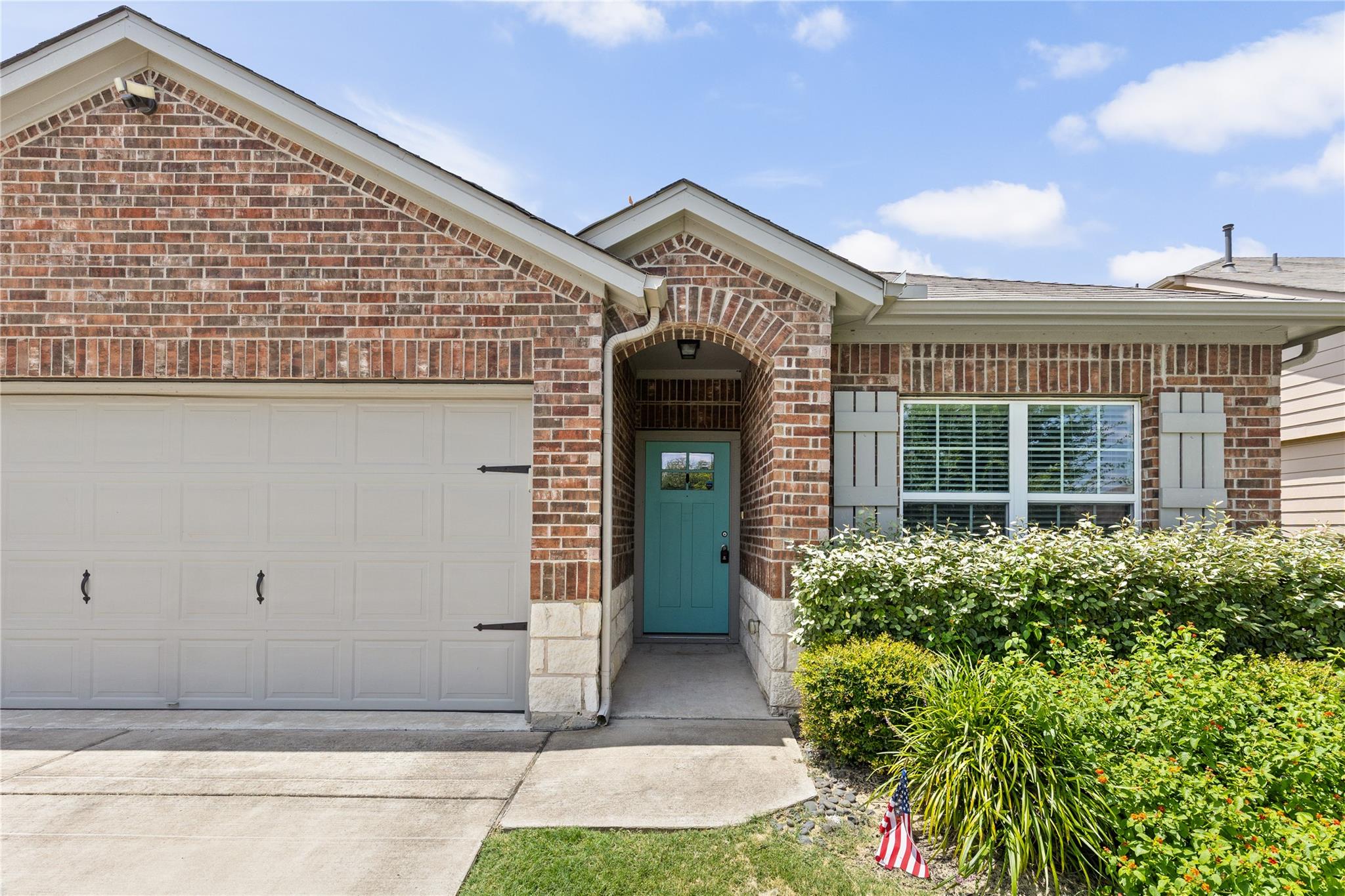 6601 Ranchito, Austin, TX 78744 — photo 1