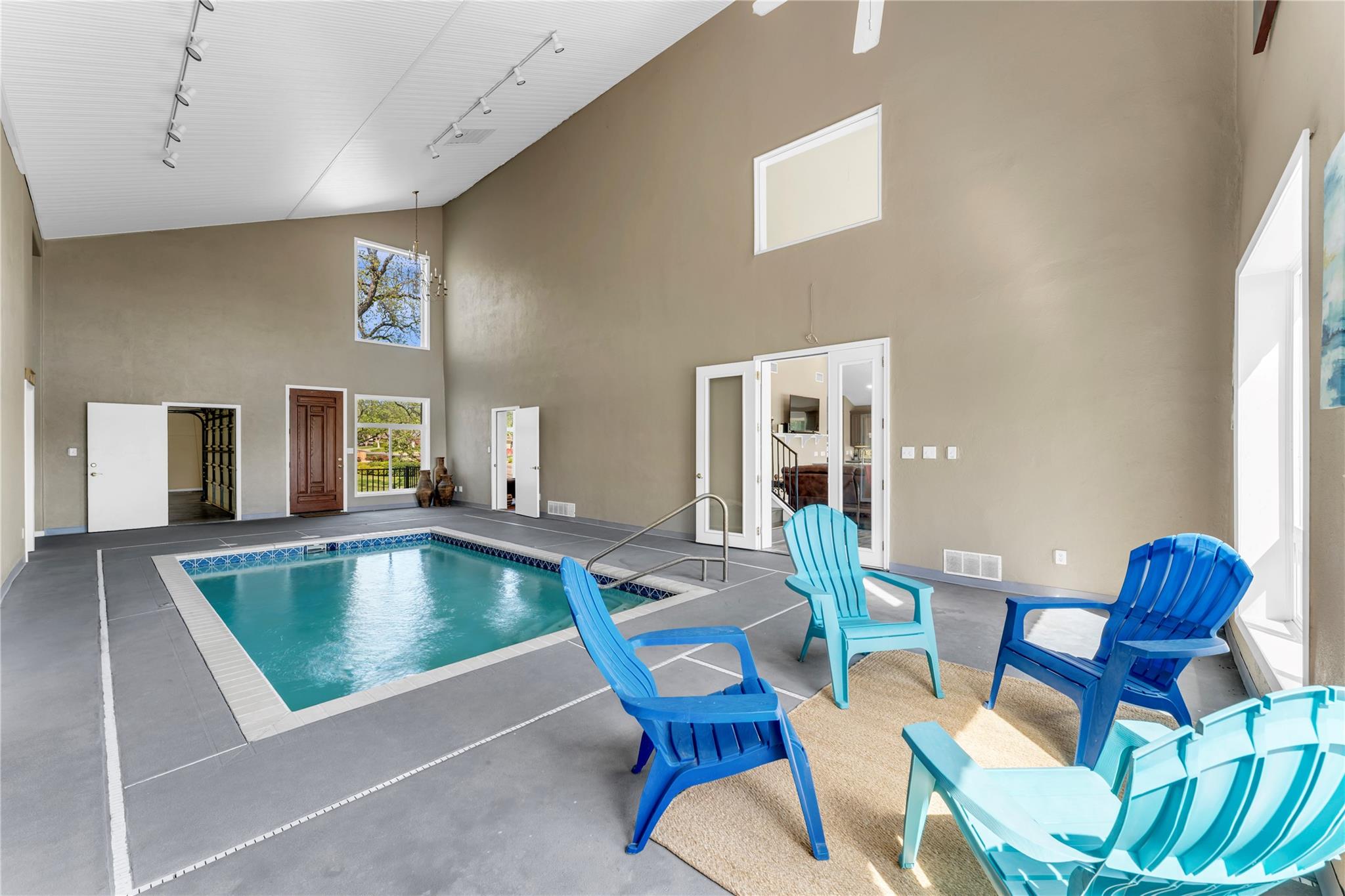 319 Meadowlakes, Marble Falls, TX 78654 — photo 1