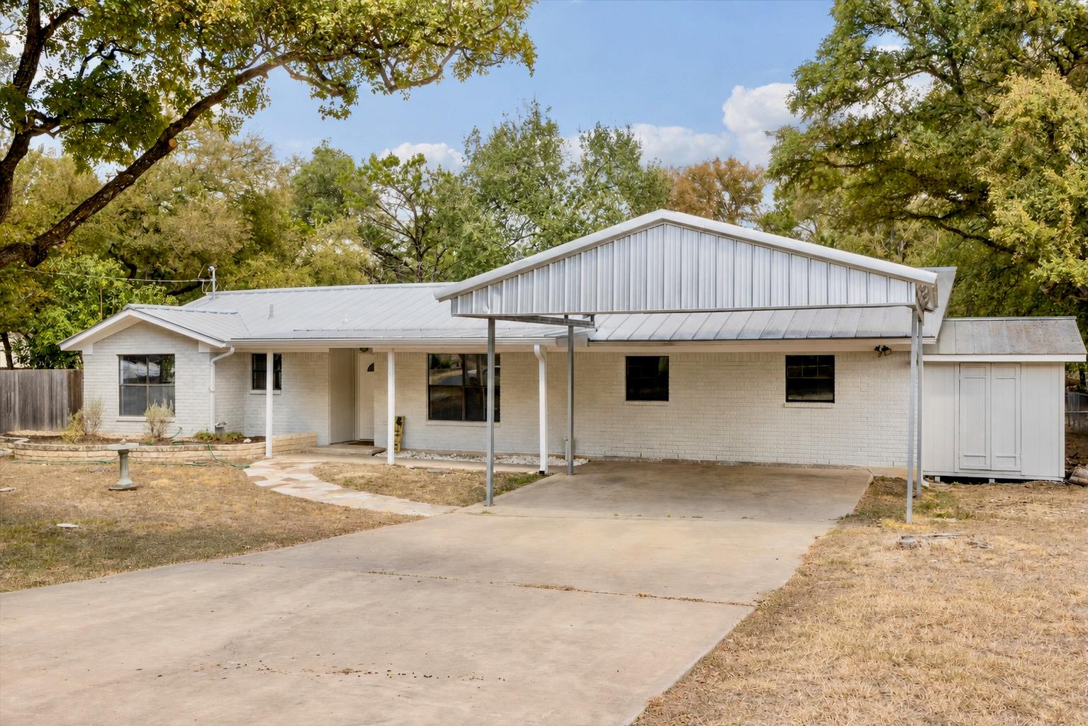1011  Serenada Dr, Georgetown, TX 78628 — photo 1